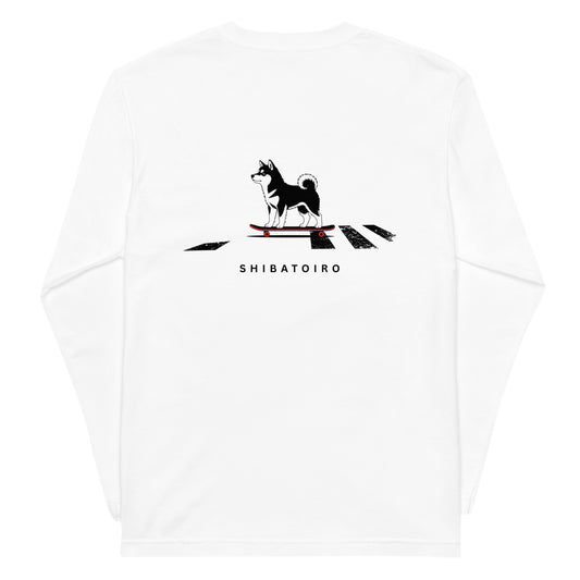 街をゆく - ロングTシャツ